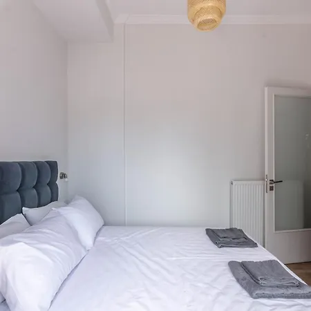 Gazi Apartment