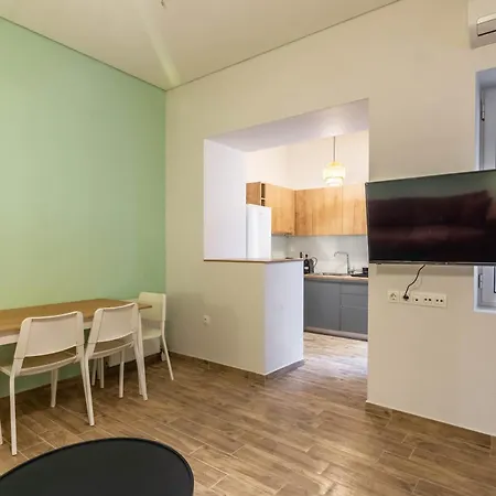 Gazi Apartment *