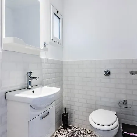 Apartment Gazi *