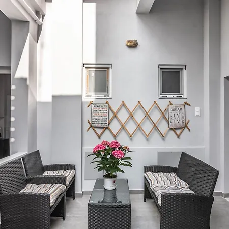 Apartment Gazi